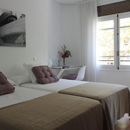 7 Moons B&B Валенсия Номер фото