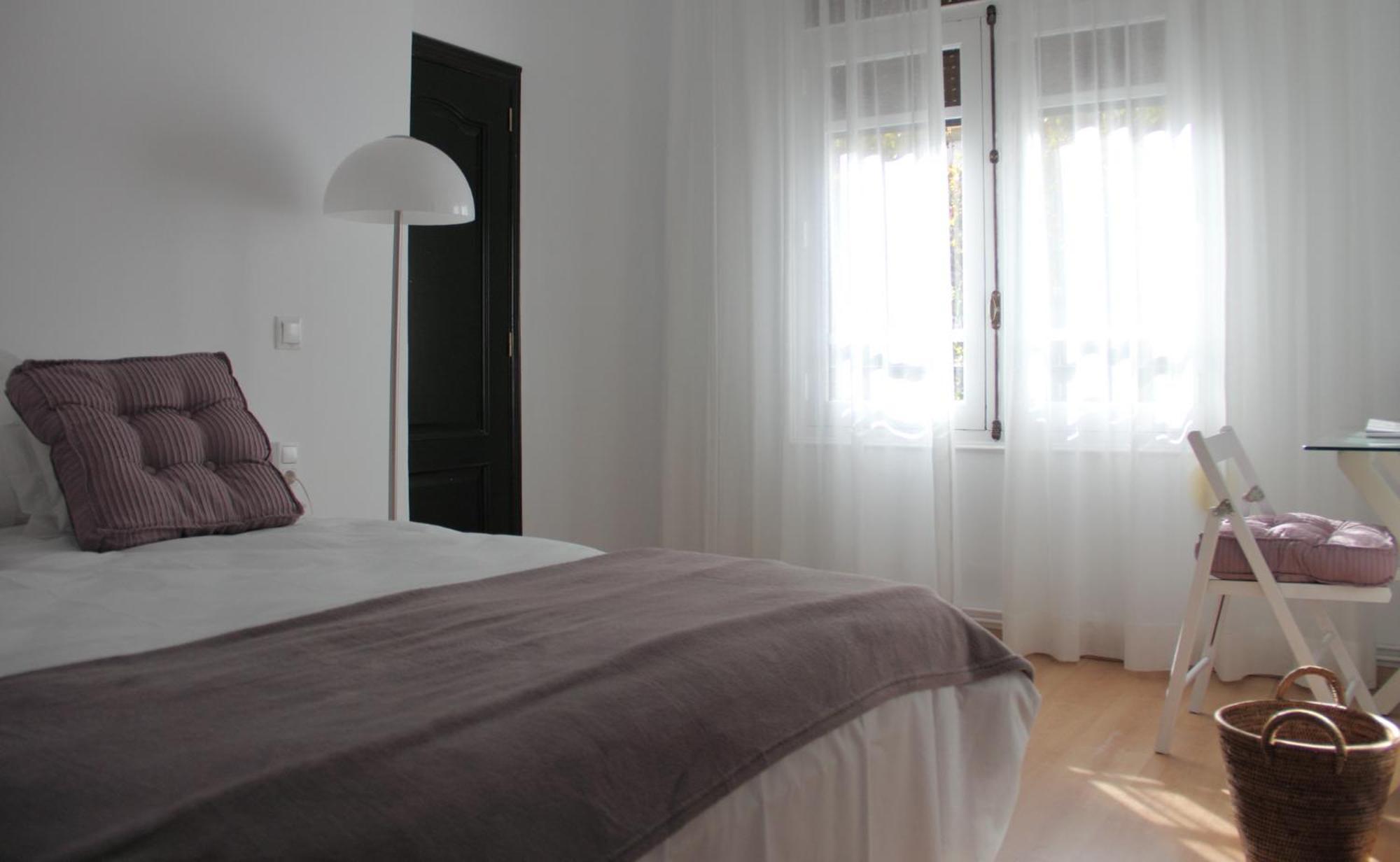 7 Moons B&B Валенсия Экстерьер фото