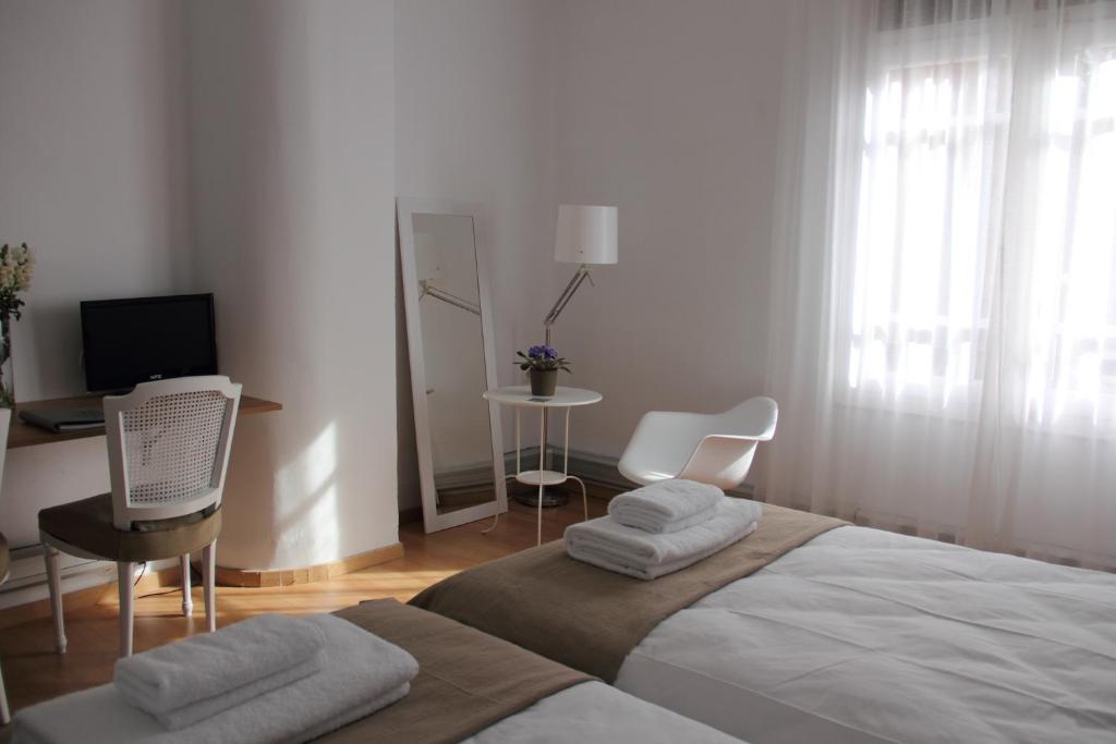 7 Moons B&B Валенсия Номер фото