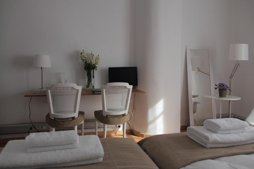 7 Moons B&B Валенсия Номер фото
