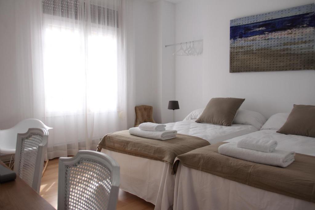 7 Moons B&B Валенсия Номер фото