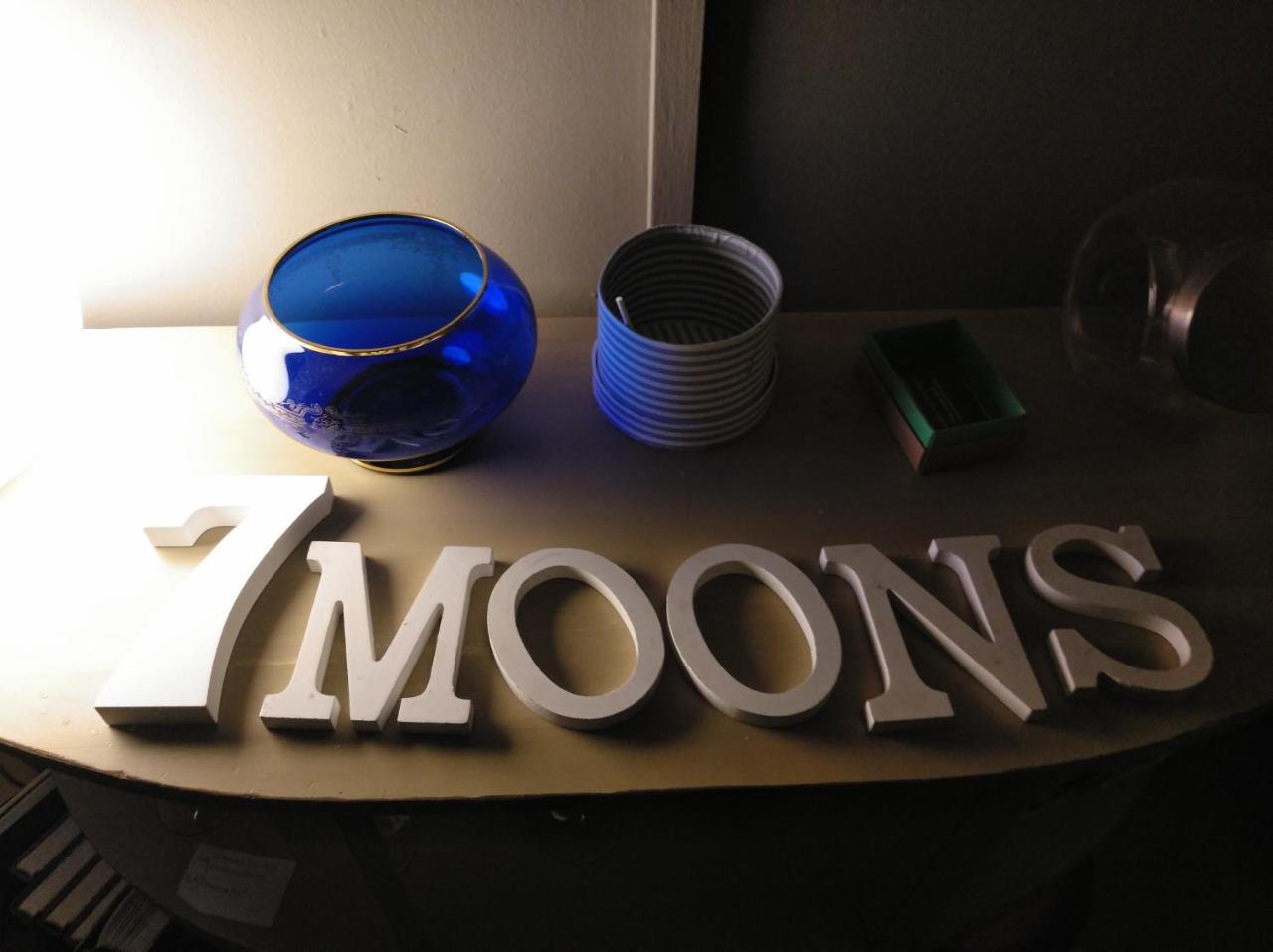 7 Moons B&B Валенсия Экстерьер фото